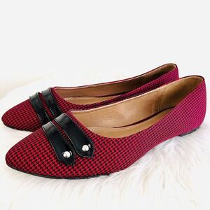 New Directions Burgundy and Black Loafers